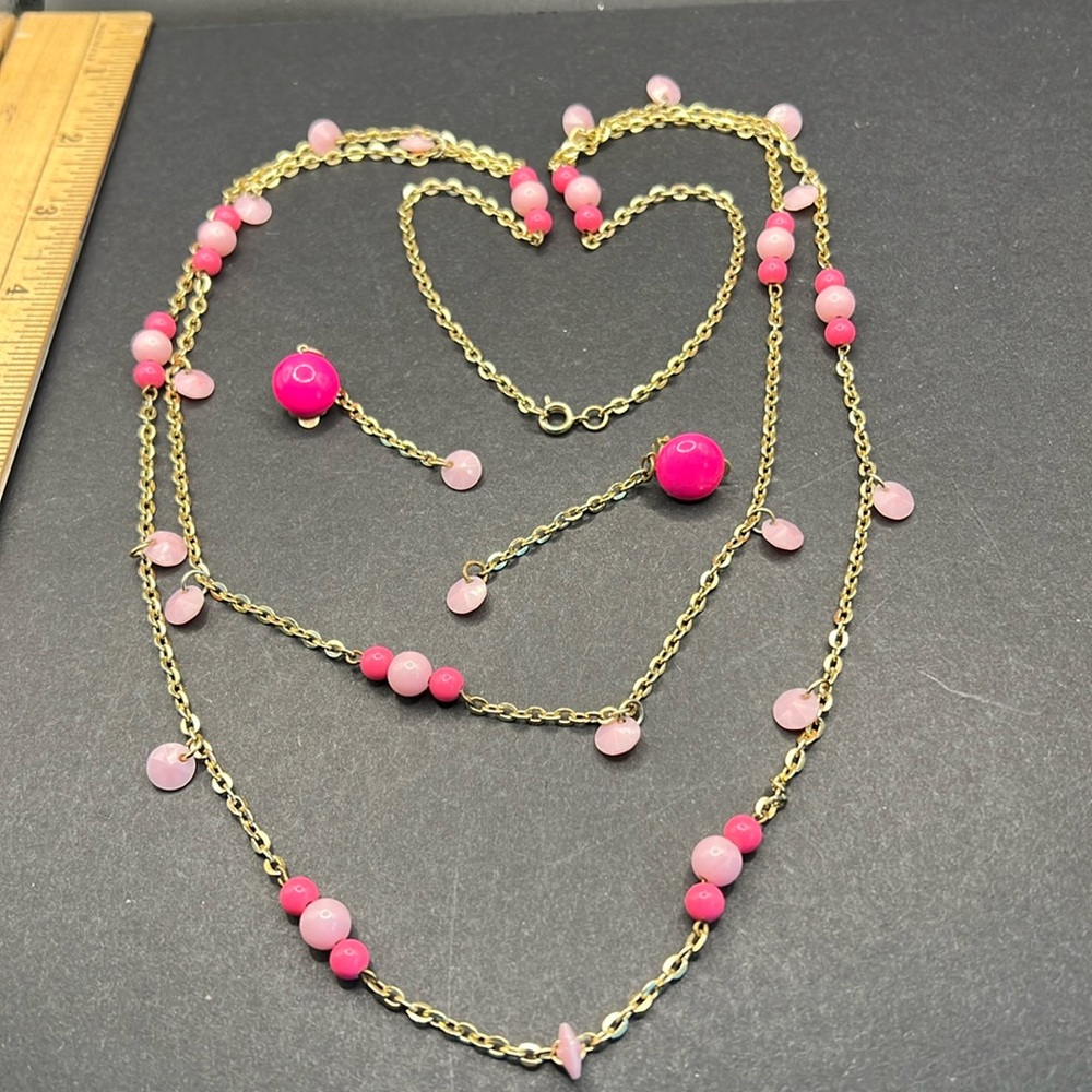 Vintage Hong Kong pink necklace and clip on earrings